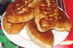 zharenye-pirozhki-s-lukom-i-jajcom111