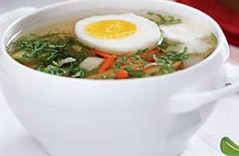 куриный суп с яйцом